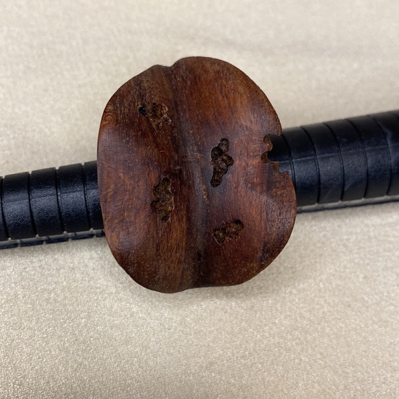 Unique Wood Ring 5.5 - Picture 3 of 6